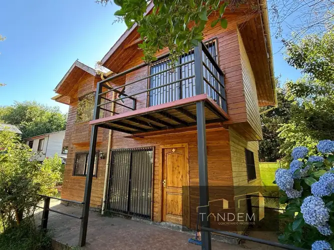 Imagen de Se Vende, Terreno con 2 casas a 1 Cuadra de la Playa Grande de Licánray