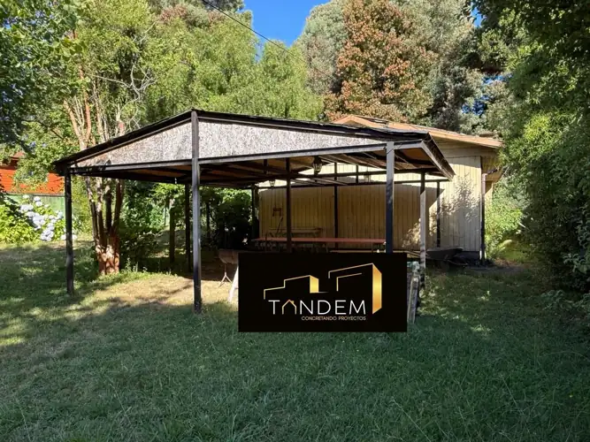 Imagen de Se Vende, Terreno con 2 casas a 1 Cuadra de la Playa Grande de Licánray