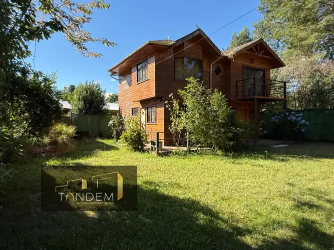 Imagen de Se Vende, Terreno con 2 casas a 1 Cuadra de la Playa Grande de Licánray