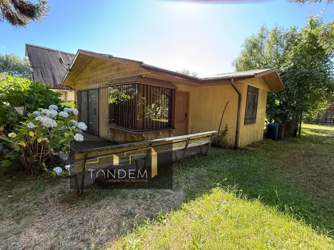 Imagen de Se Vende, Terreno con 2 casas a 1 Cuadra de la Playa Grande de Licánray