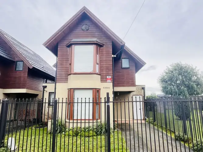 Imagen de Arrendamos Hermosa casa en sector Arboleda del Portal 