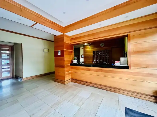 Imagen de Hermoso y remodelado departamento en edificio El Escorial. 