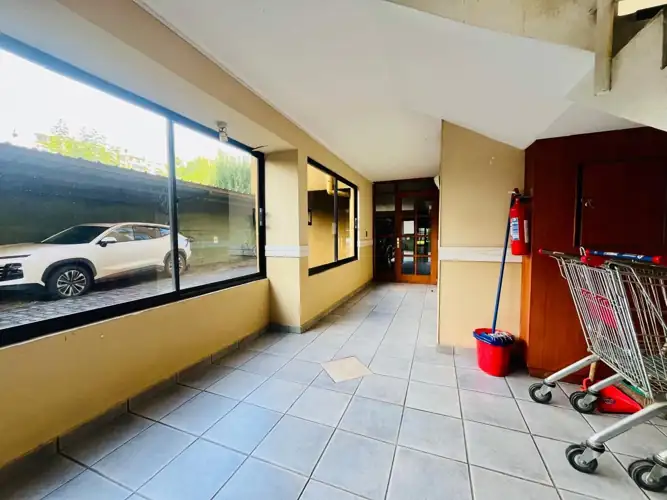 Imagen de Arrendamos soleado Departamento en Thiers