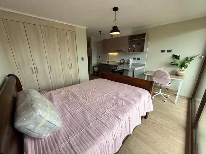 Imagen de Estudio nuevo en arriendo, con ubicación estratégica. 