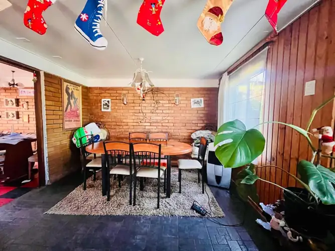 Imagen de Vendemos casa ubicada en Pablo Neruda 