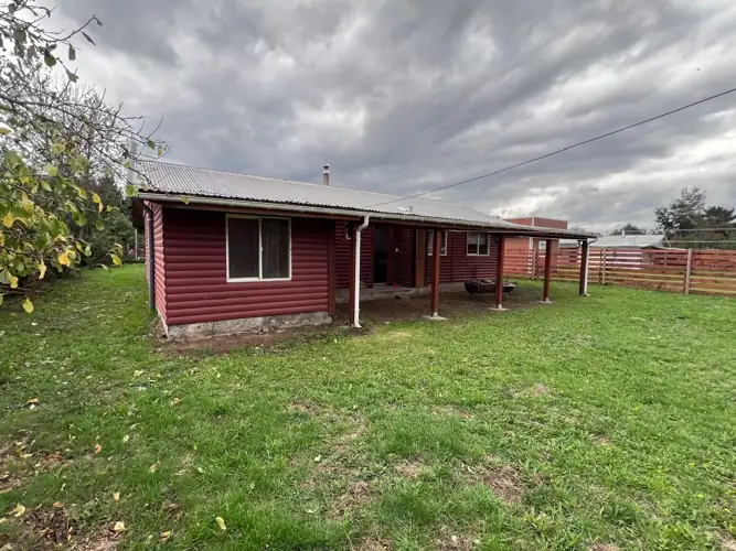 Imagen de Casa, camino a Huichahue, amplio terreno.