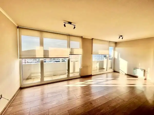 Imagen de Departamento en Edificio Centro Lynch