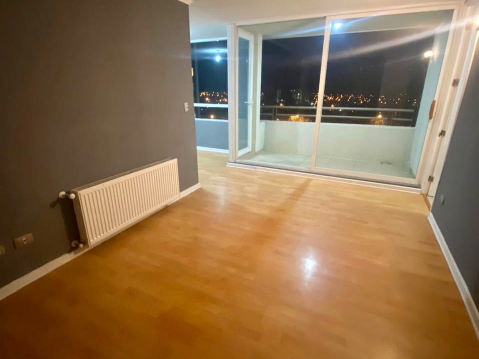 Imagen de OPORTUNIDAD!!! REBAJADISIMO!!! Depto. en Condominio Plaza Club