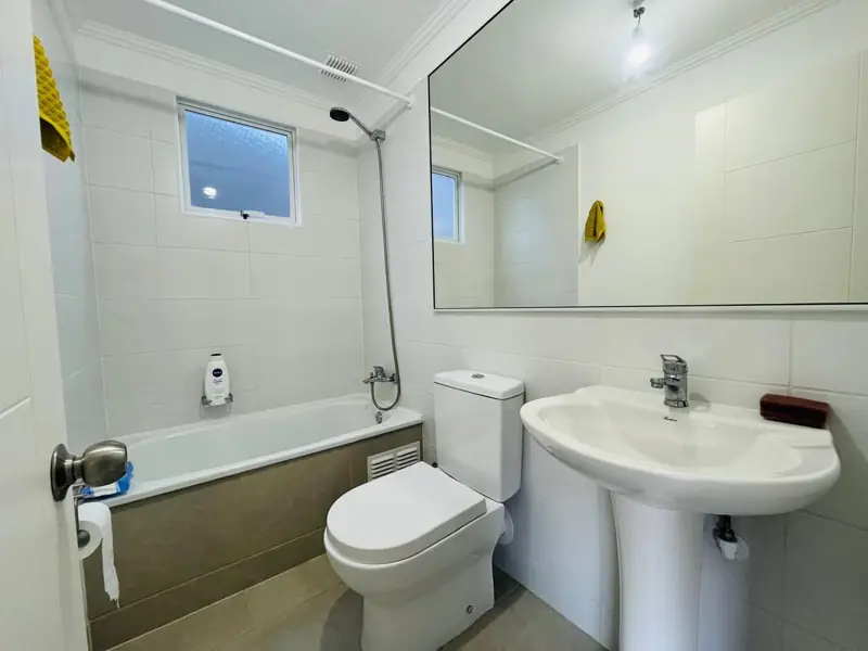 Imagen de Casa semi nueva en Condominio las Mariposas