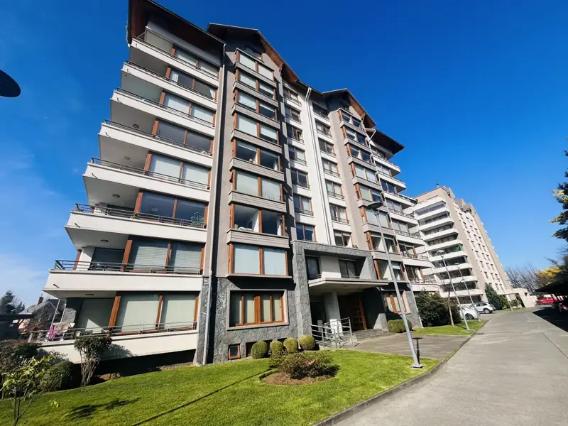 Imagen de Vendemos Hermoso departamento semi nuevo en Edificio Alcalá
