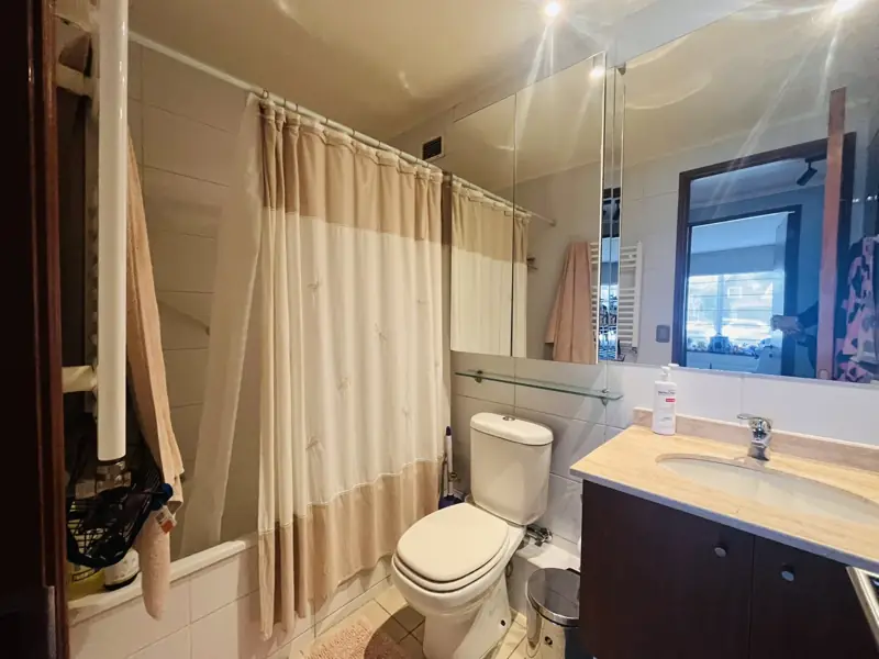 Imagen de Vendemos Hermoso departamento semi nuevo en Edificio Alcalá