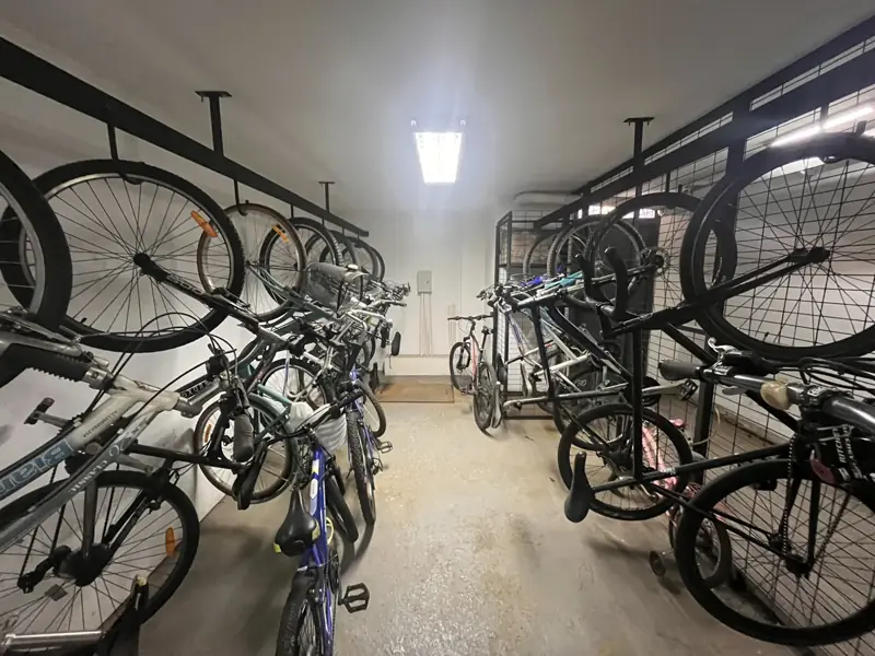 Imagen de Vendemos Hermoso departamento semi nuevo en Edificio Alcalá