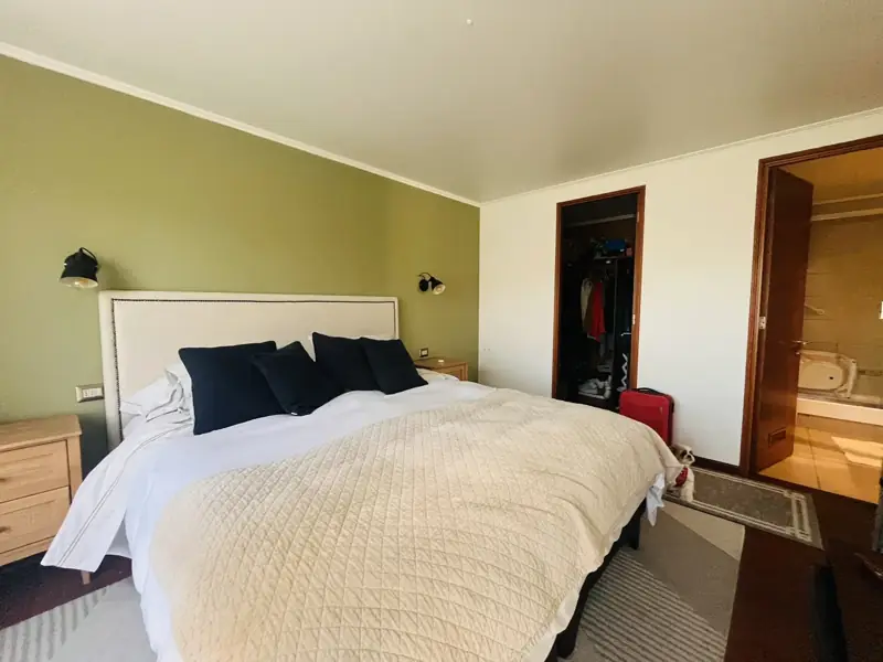 Imagen de Vendemos Hermoso departamento semi nuevo en Edificio Alcalá