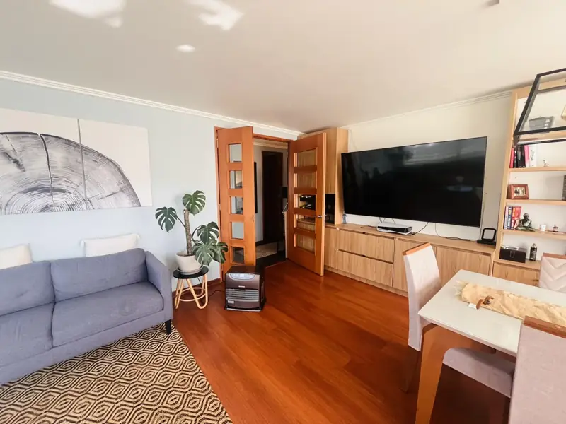 Imagen de Vendemos Hermoso departamento semi nuevo en Edificio Alcalá