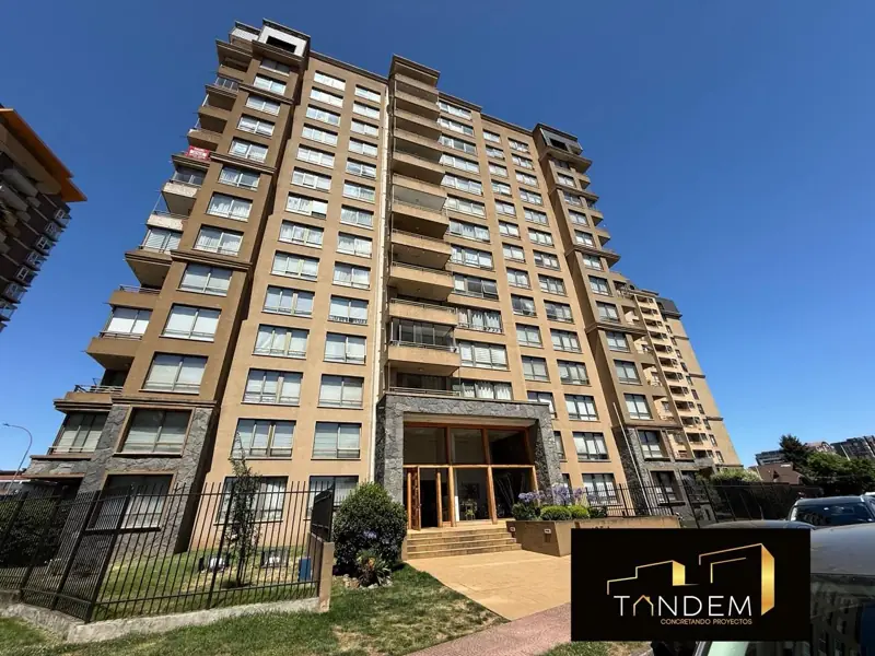 Departamento Edificio Jardín de los Reyes