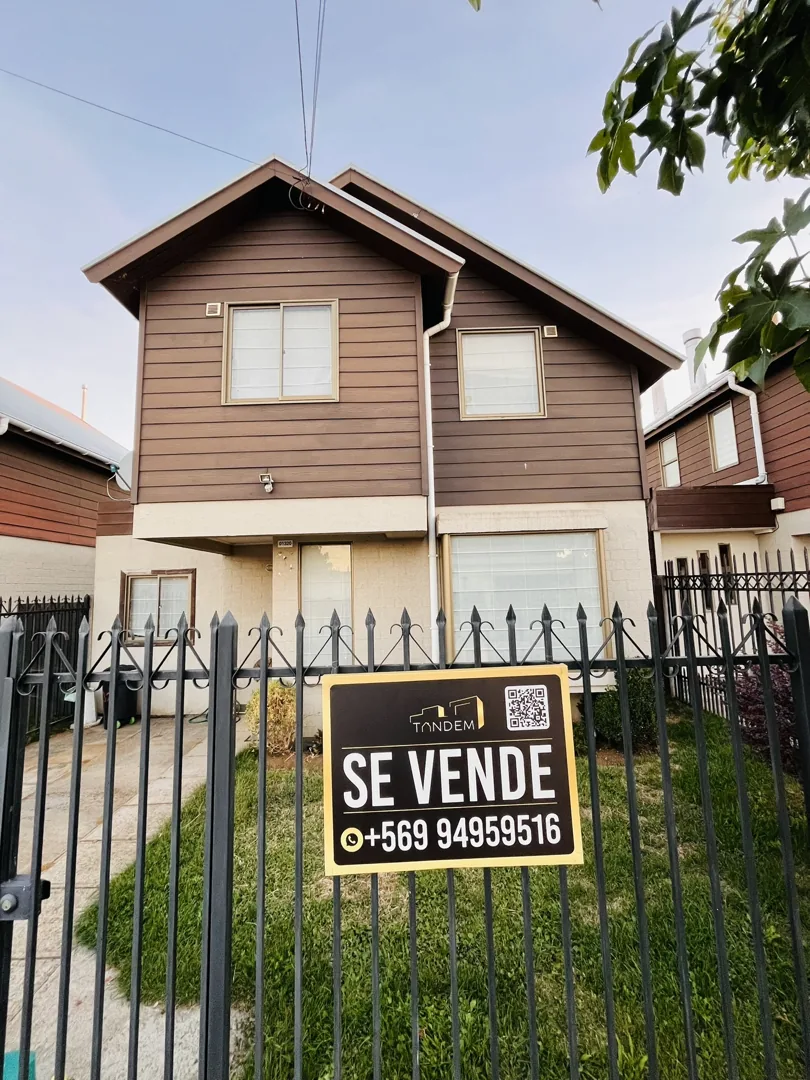 Hermosa casa en venta en Hacienda Santa María, Labranza